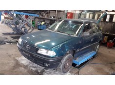 opel astra f berlina del año 1997