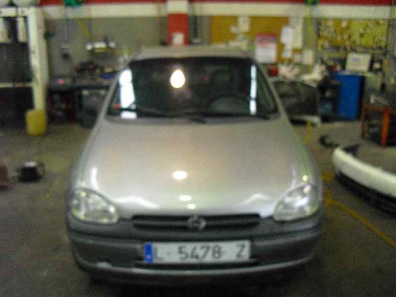 opel corsa b del año 1996