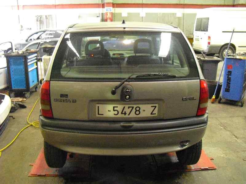 opel corsa b del año 1996