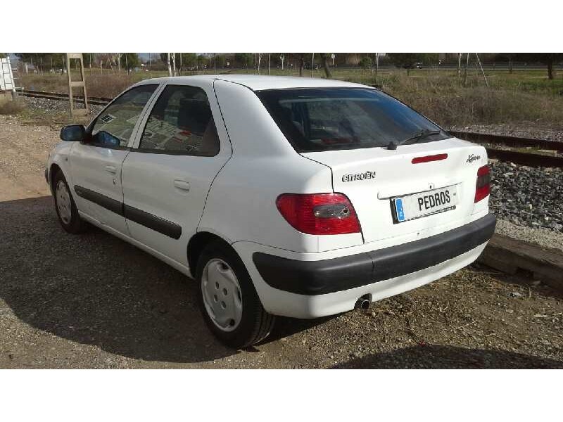 citroën xsara berlina del año 2000