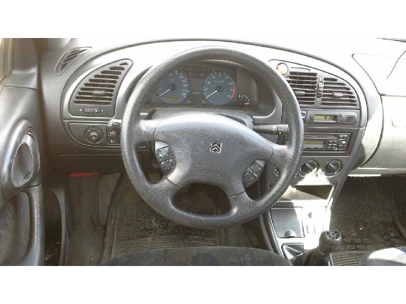 citroën xsara berlina del año 2000