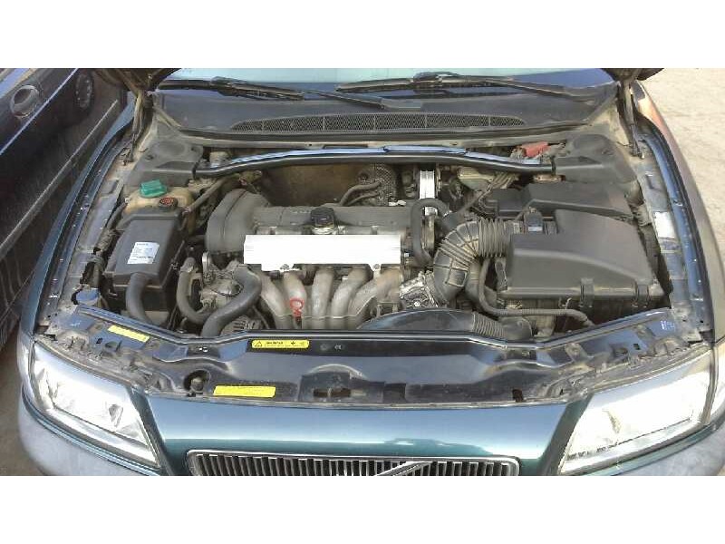 volvo s80 berlina del año 1999