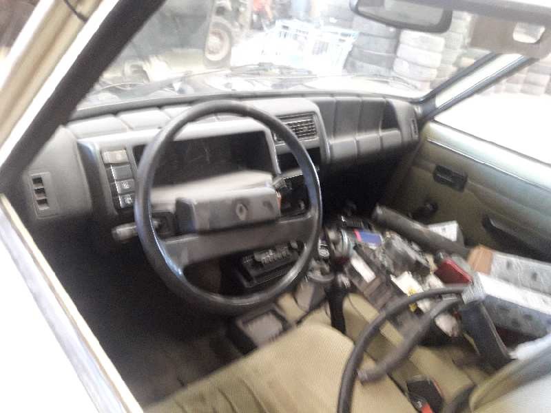 renault 5 del año 1983