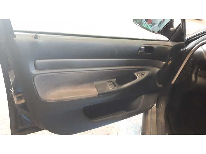 audi a4 berlina (b5) del año 1996