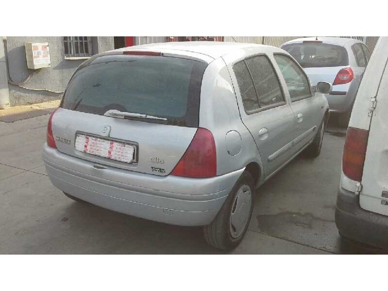 renault clio ii fase i (b/cbo) del año 2000