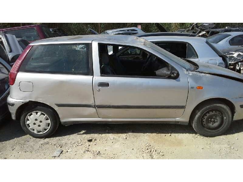 fiat punto berlina (176) del año 1998