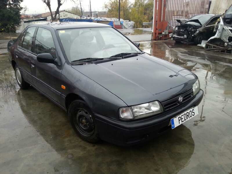 nissan primera berl./familiar (p10/w10) del año 1993