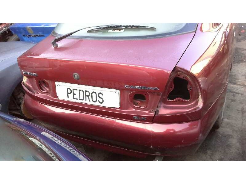 mitsubishi carisma berlina 5 (da0)1995) del año 1996