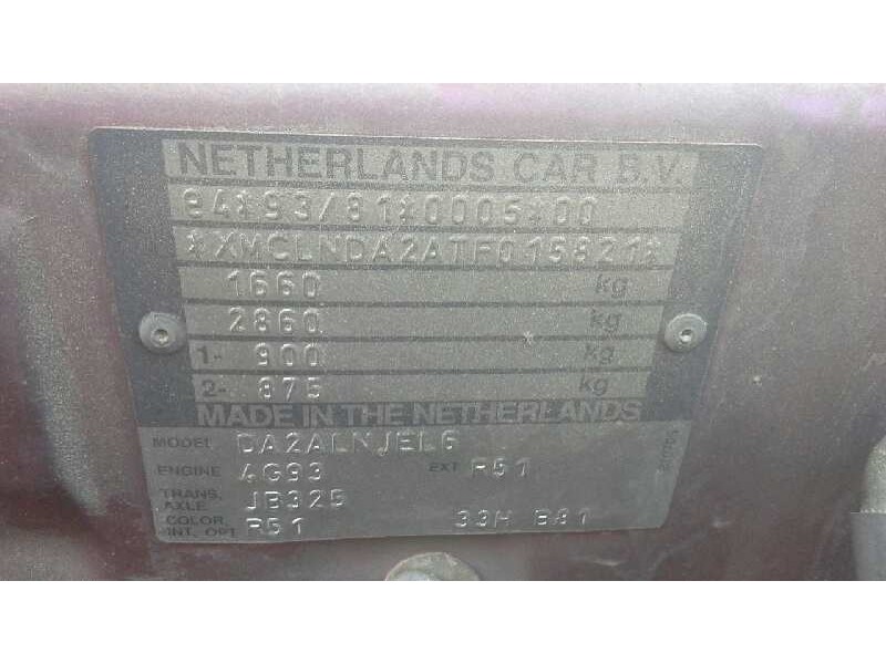 mitsubishi carisma berlina 5 (da0)1995) del año 1996