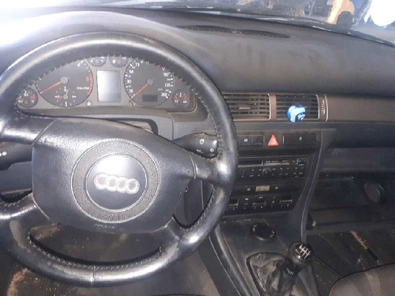 audi a6 berlina (4b2) del año 1998