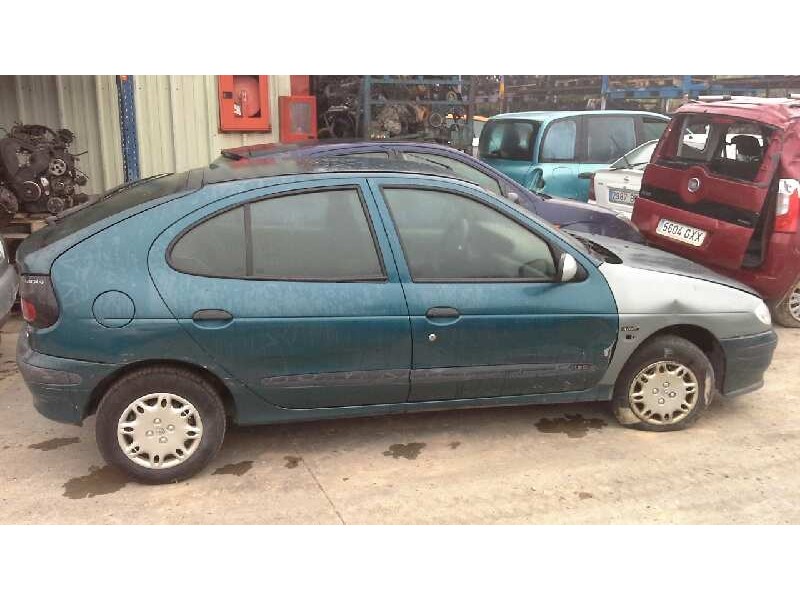 renault megane i berlina hatchback (ba0) del año 1997