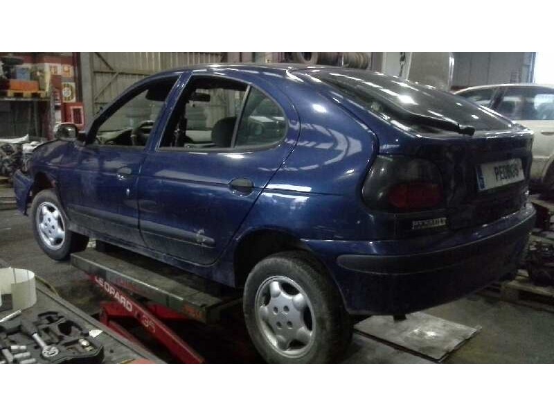 renault megane i berlina hatchback (ba0) del año 1998