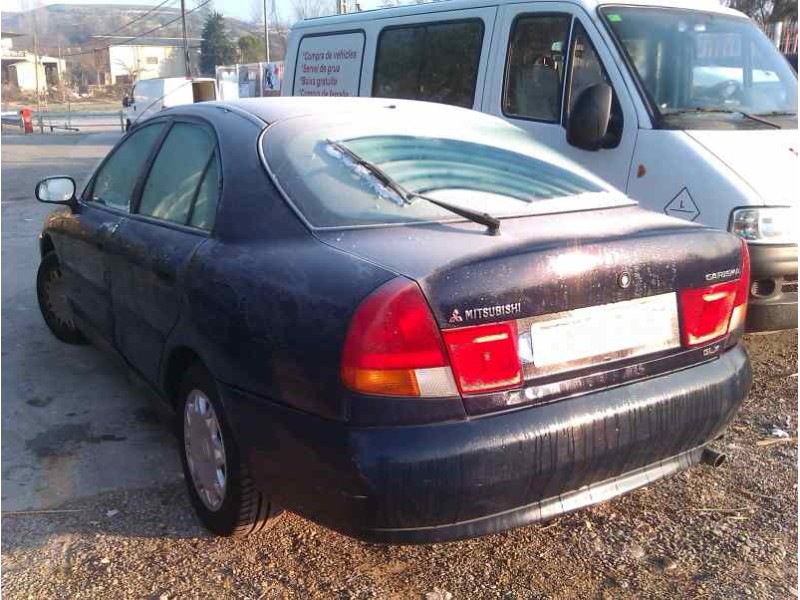 mitsubishi carisma berlina 4 (da0) del año 1999