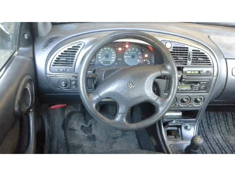 citroën xsara berlina del año 1999