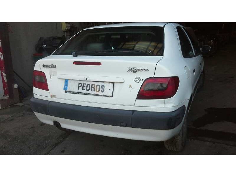 citroën xsara berlina del año 1999