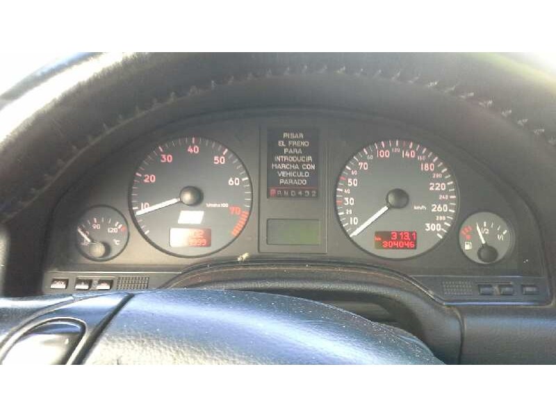 audi s8 (d2) del año 2000