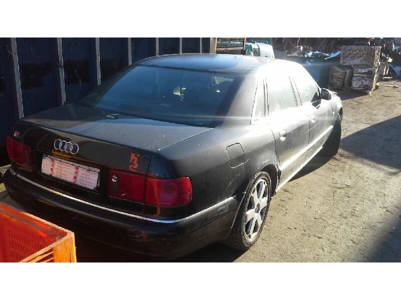audi s8 (d2) del año 2000