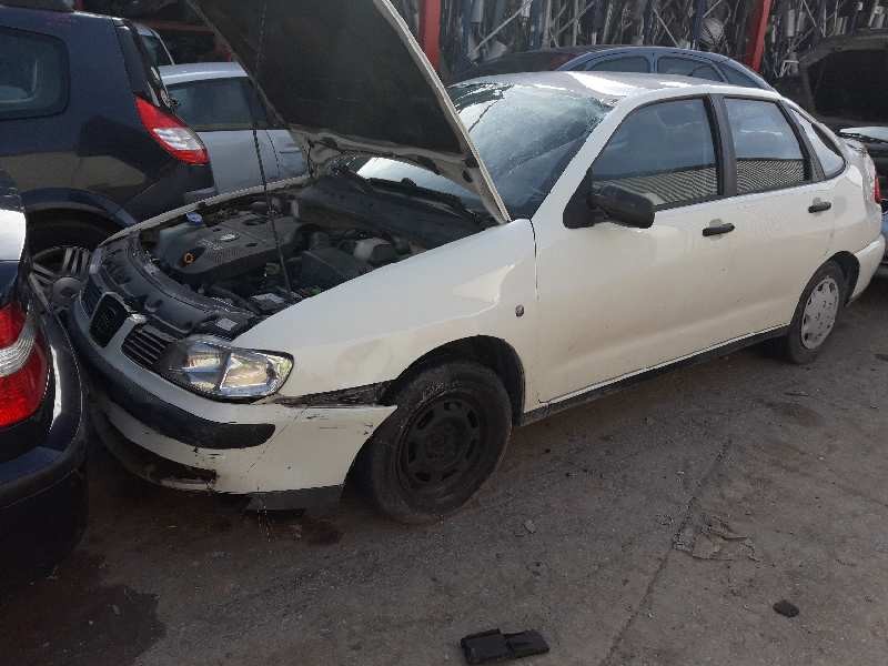 seat cordoba berlina (6k2) del año 1999