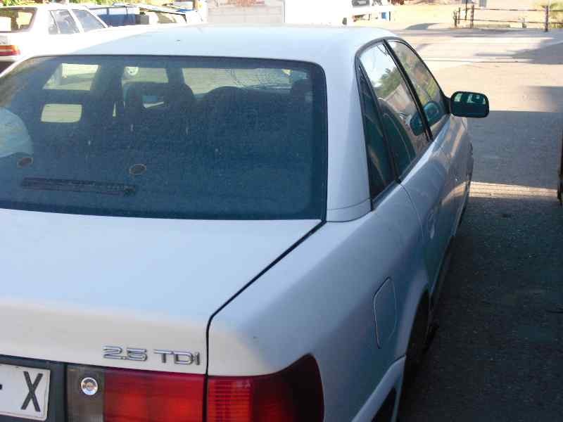 audi 100 berlina (c4) del año 1990