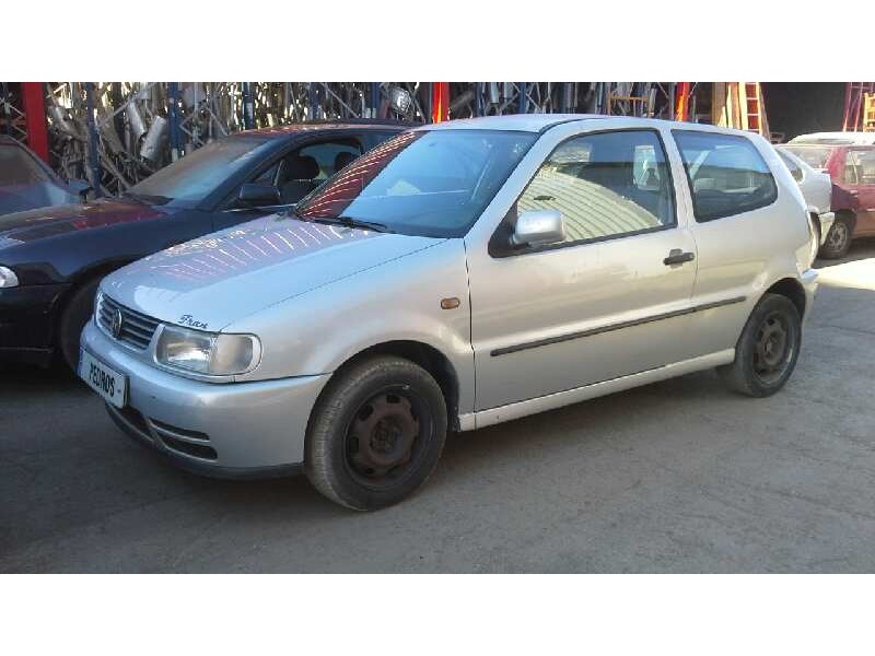 volkswagen polo berlina (6n1) del año 1999