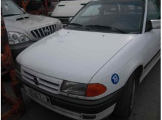 opel astra f berlina del año 1992