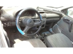 opel corsa b del año 1993 2