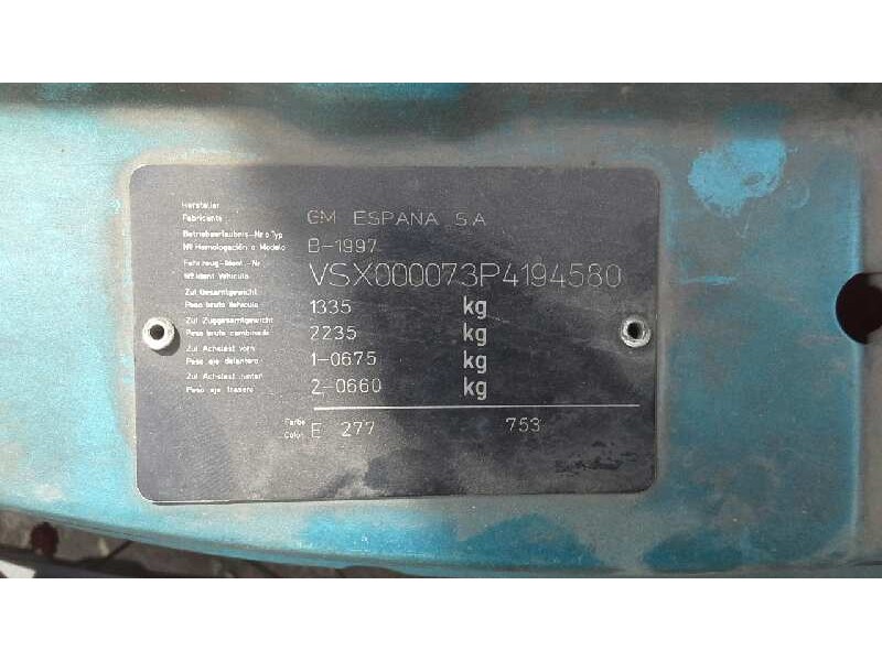 opel corsa b del año 1993