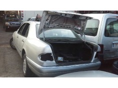 mercedes-benz clase e (w210) berlina diesel del año 1997 2