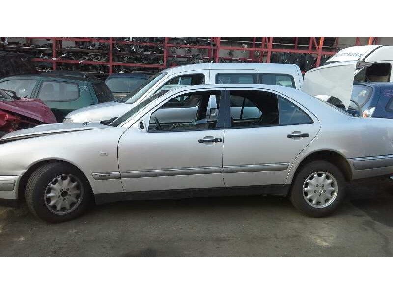 mercedes-benz clase e (w210) berlina diesel del año 1997