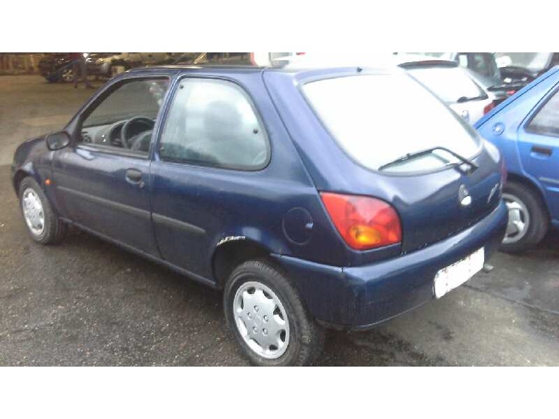 ford fiesta berlina (dx) del año 1999