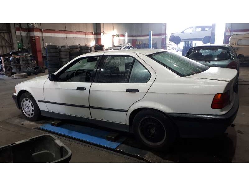 bmw serie 3 berlina (e36) del año 1992