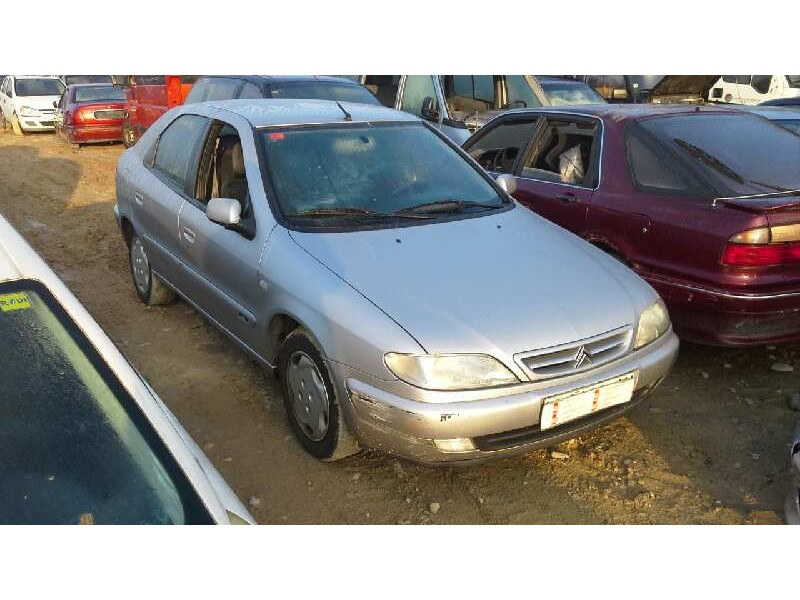 citroën xsara berlina del año 2000