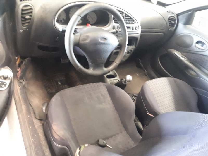 ford puma (cce) del año 1999