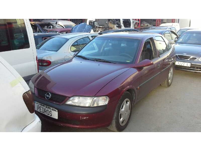 opel vectra b berlina del año 1999