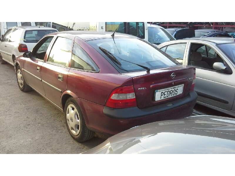 opel vectra b berlina del año 1999
