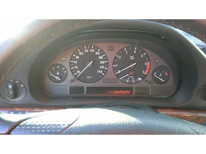 bmw serie 7 (e38) del año 1999