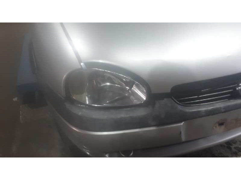 opel corsa b del año 1997