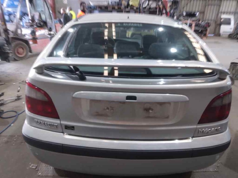 renault megane i fase 2 berlina (ba0) del año 1999