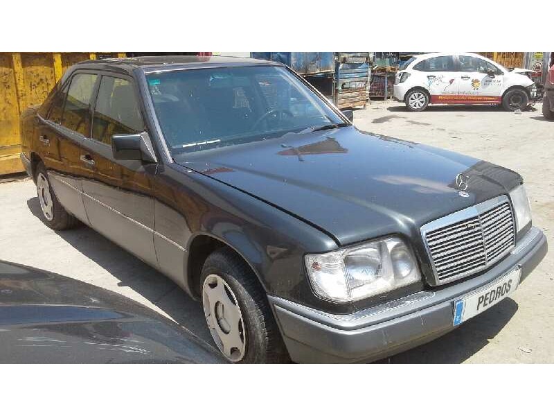 mercedes-benz clase e (w124) berlina del año 1994