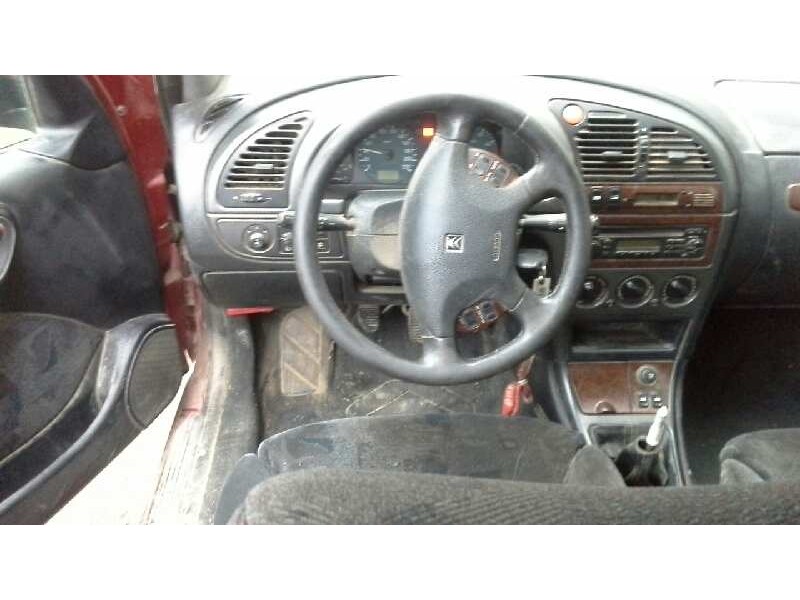 citroën xsara berlina del año 1999