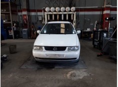 volkswagen polo berlina (6n1) del año 1997