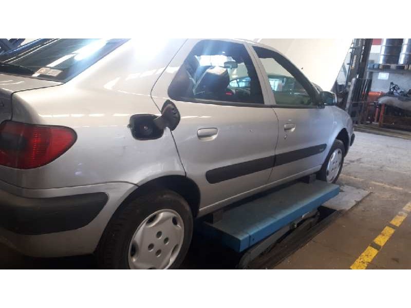 citroën xsara berlina del año 2000