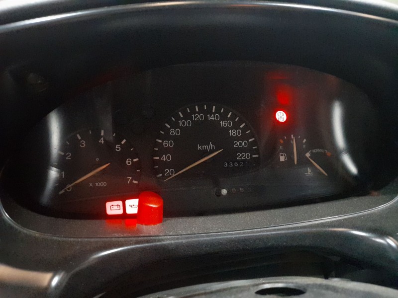 ford escort berlina del año 1995