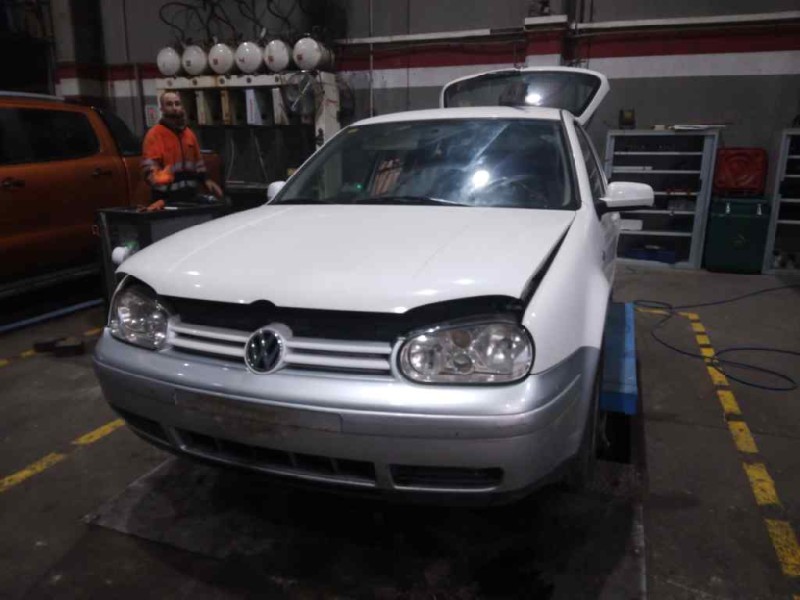 volkswagen golf iv berlina (1j1) del año 1999