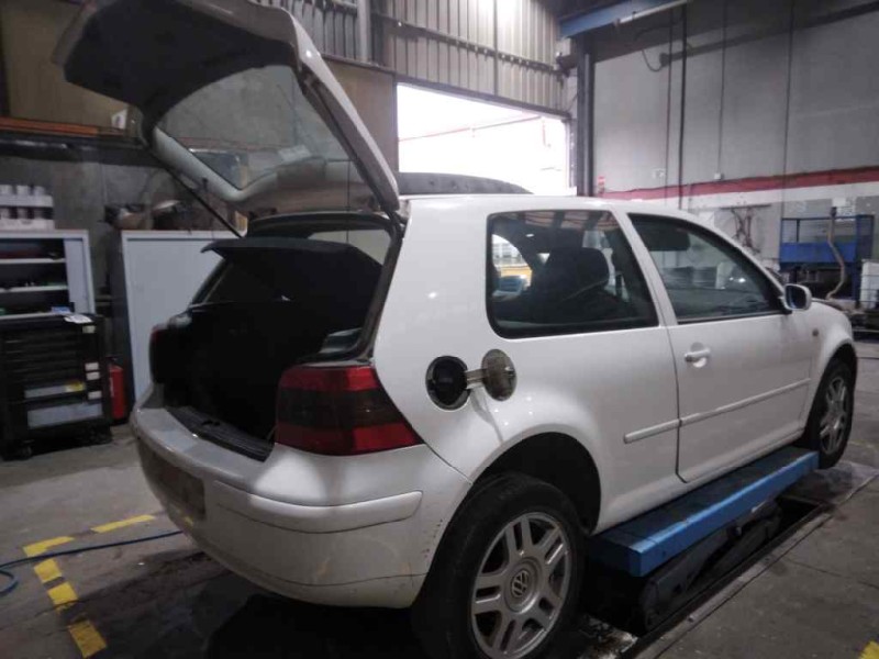 volkswagen golf iv berlina (1j1) del año 1999
