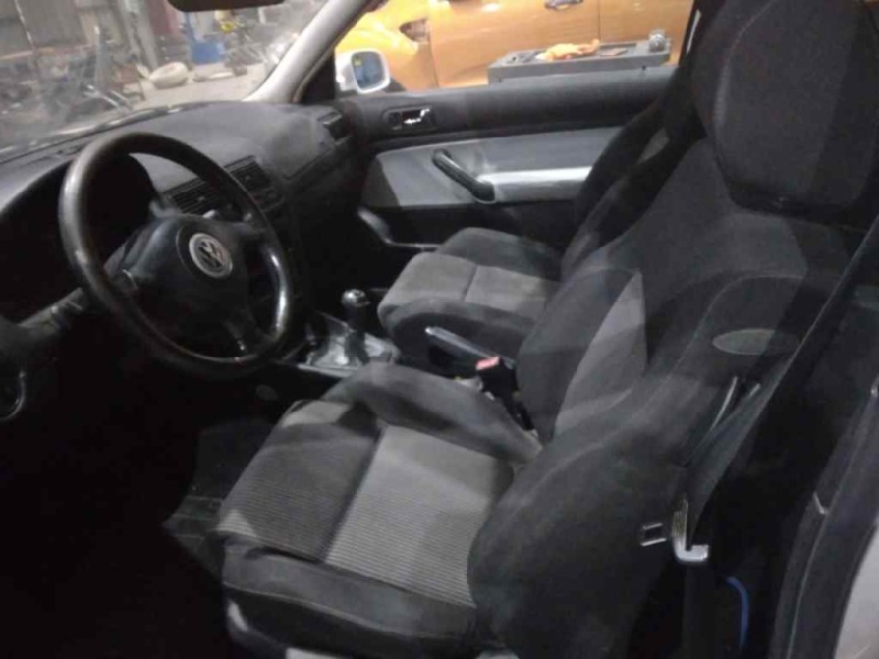 volkswagen golf iv berlina (1j1) del año 1999