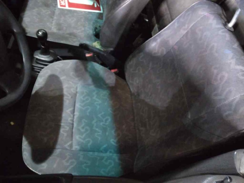 seat inca (6k9) del año 2000