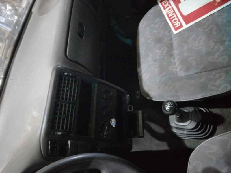 seat inca (6k9) del año 2000