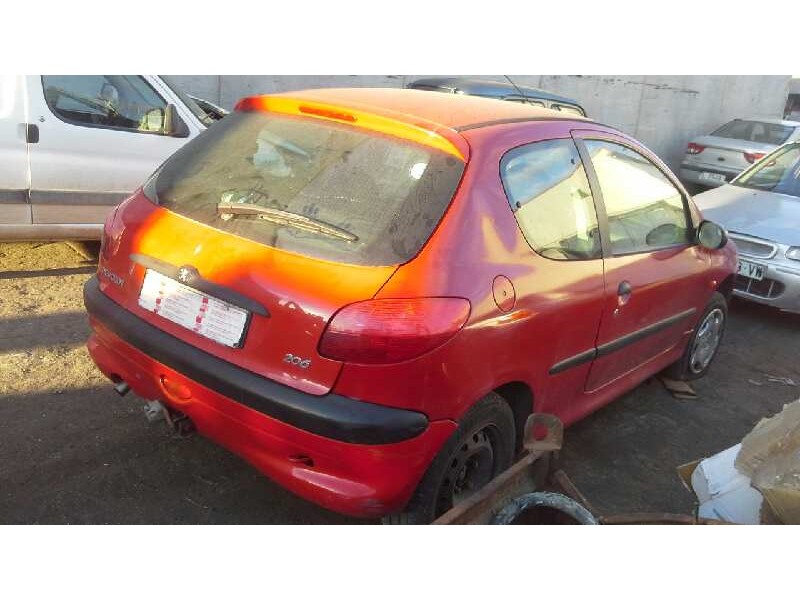 peugeot 206 berlina del año 1999
