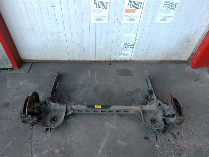 Recambio de puente trasero para opel vivaro b autobús (x82) 1.6 cdti (06) referencia OEM IAM 93458081  